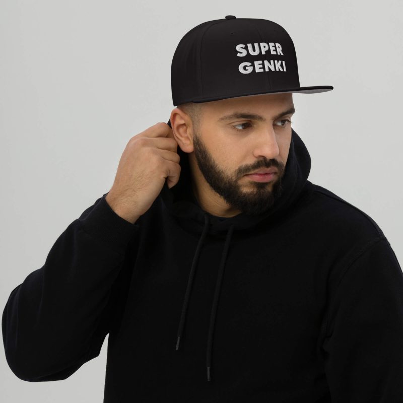 Super Genki Snapback black Cap [Neat Stack Style] on male model