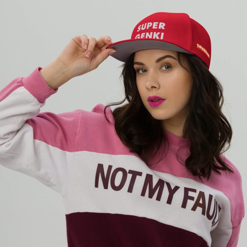 Super Genki Snapback red Cap [Neat Stack Style] front view female model