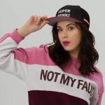 Super Genki Snapback black/red Cap [Neat Stack Style] front view female model